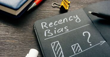 Effetto recency - il bias che cambia la percezione delle recensioni