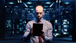 Come diventare security manager - studi, certificazioni e opportunità